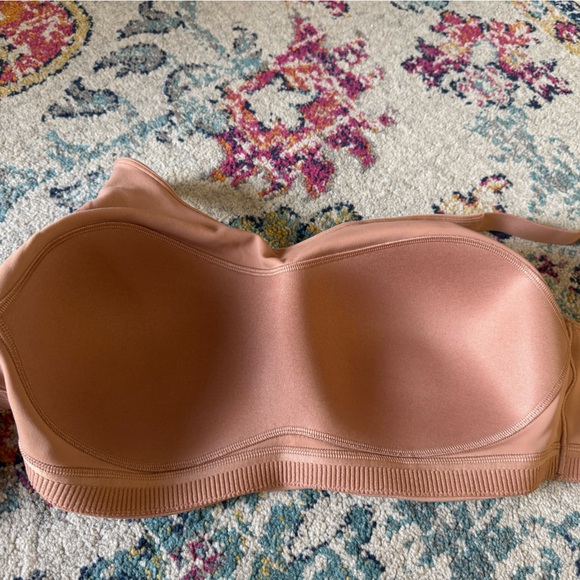 LULULEMON in Alignment Bra - EEUC - Picture 4 of 5